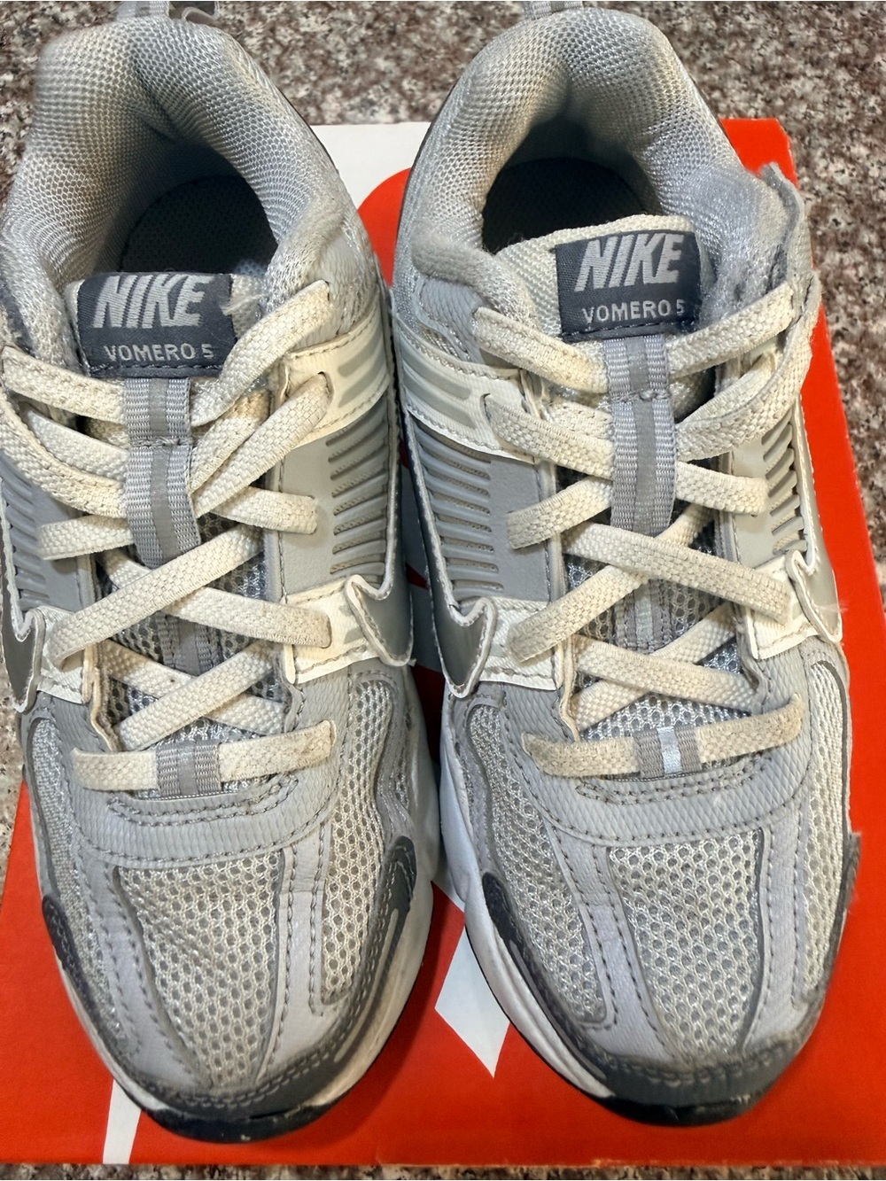 Nike Kids Iron Grey/Chrome Vomero 5 (PS) - Picture 5 of 13